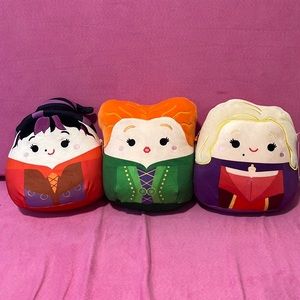 COPY - NWT Hocus Pocus Sanderson Sisters Squishmallows Set
